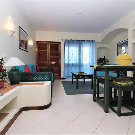 Belavista Centre - * Албуфейра