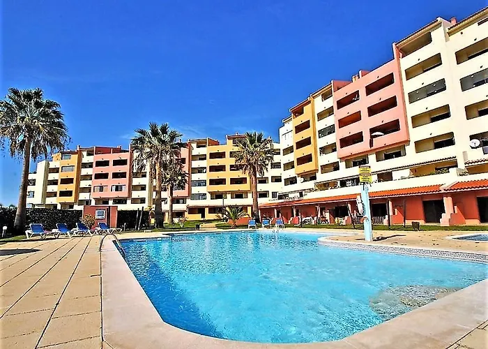 Belavista Centre - *